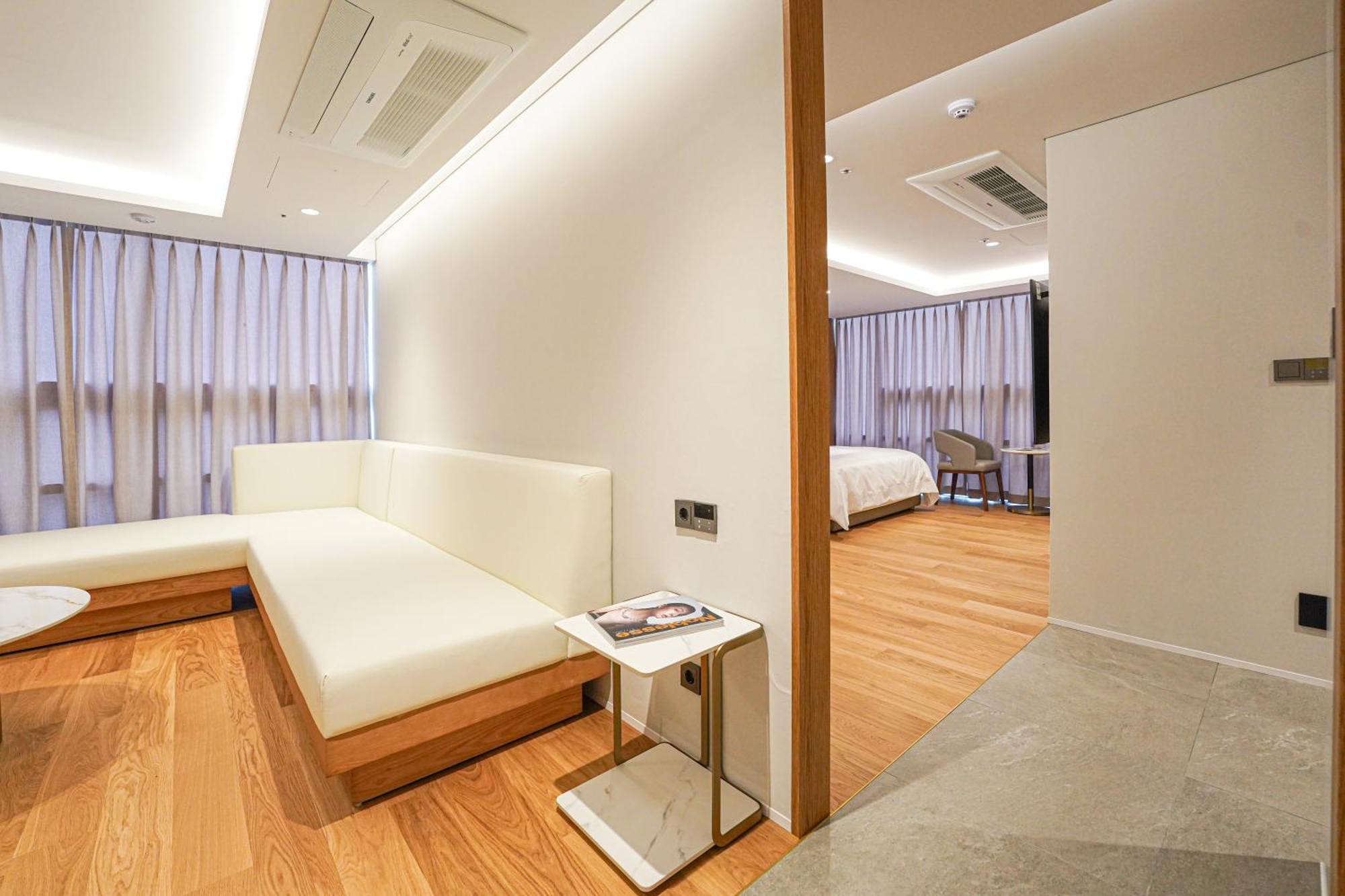 Hotel Ground27 Busan Exterior photo