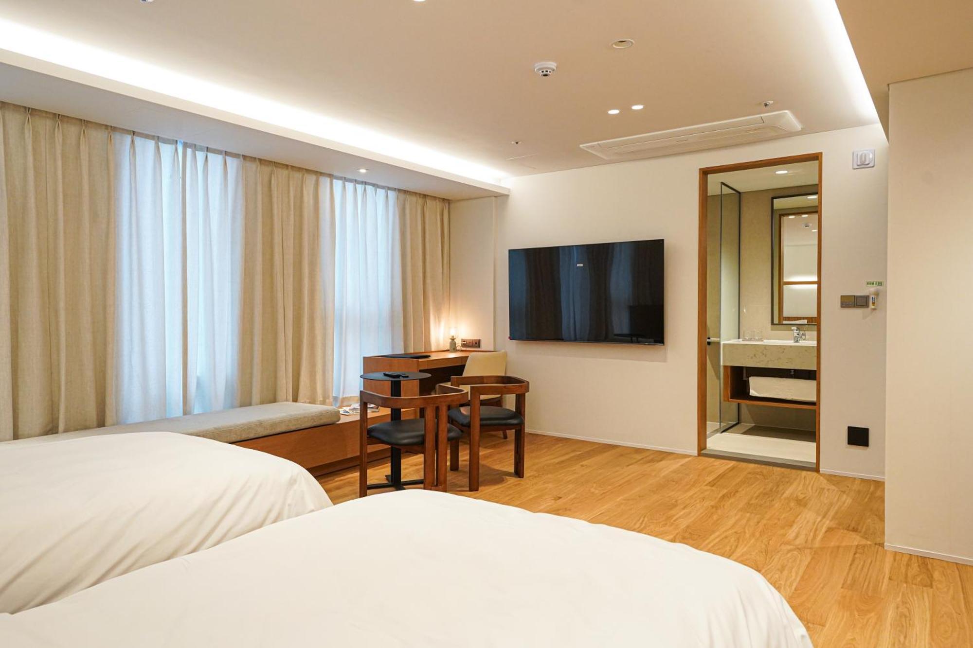 Hotel Ground27 Busan Exterior photo