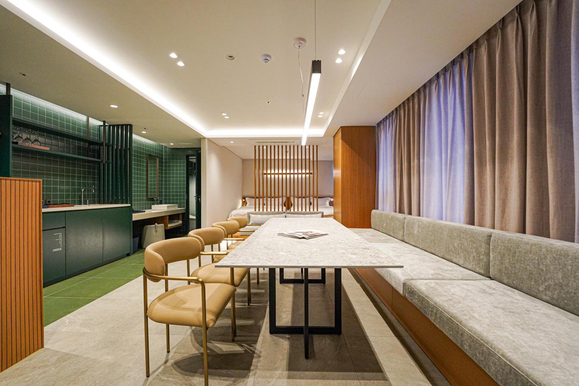 Hotel Ground27 Busan Exterior photo